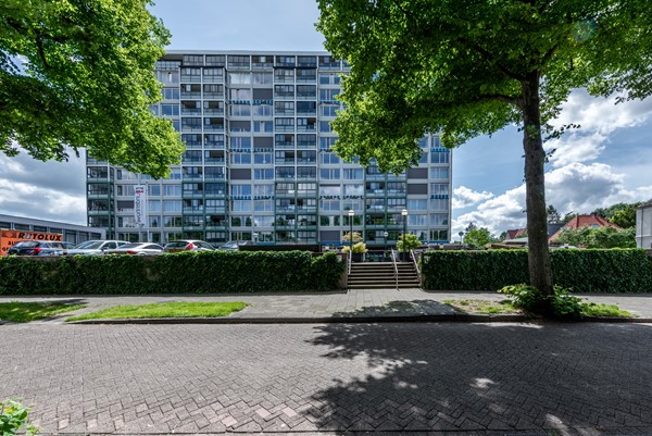 Voor een volledig overzicht verwijzen wij je graag naar de digitale plattegronden, de foto's, de video en de eigen website van deze woning: loolaan41-1.nl